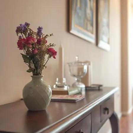 Vitosha Street 2 Bedroom Apt *